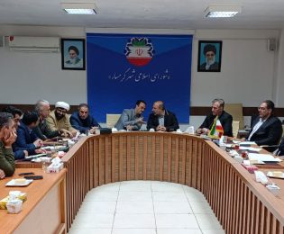 دیدار و نشست شورای اسلامی شهر و شهردار با دکتر محسن ایزدبخش، مدیرکل ورزش و جوانان استان سمنان و هیئت همراه