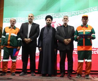 میزبانی شهرداری گرمسار از شهروندان و تجلیل از خادمان شهر در تجمع شب های اقتدار