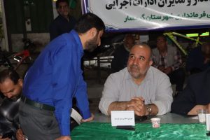 شبِ پاسخگویی در قلب تجمعات مردمی/ برپایی میز خدمت مشترک شهرداری گرمسار با حضور فرمانده سپاه استان ‌