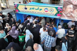 حضور پرشور همشهریان گرمساری در مراسم روز عید سعید غدیرخم حد فاصل میدان امام (ره) تا میدان شهداء