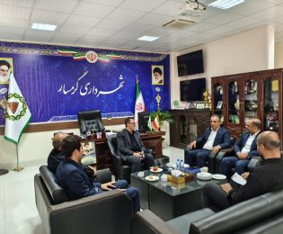 دیدار مدیر پست‌بانک استان با شهردار گرمسار