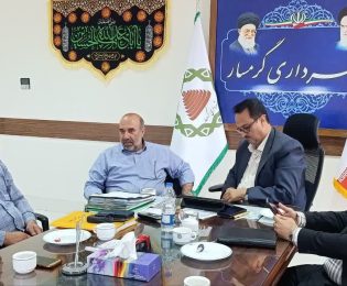 نشستی با حضور مسئولان و فعالان مرتبط برگزار شد که در آن موضوع سه شنبه بازار مورد بررسی قرار گرفت