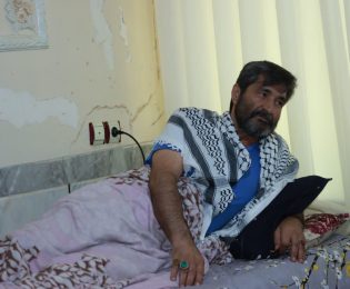 دیدار با جانباز سرافراز به مناسبت هفته دولت