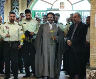 گلباران قبور مطهر شهدا به مناسبت هفته فراجا در گرمسار